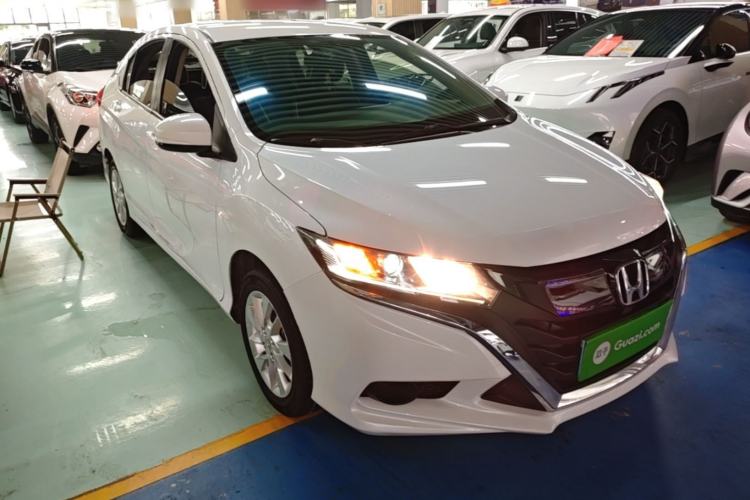 Used Honda Gienia 2017 1.5L CVT Classic Edition Exterior 1