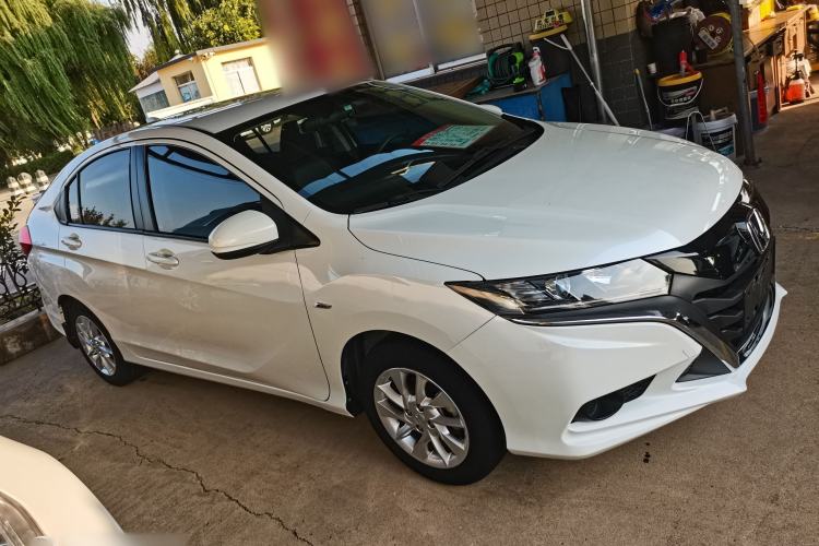 Used Honda Gienia 2017 1.5L CVT Classic Edition Exterior 2