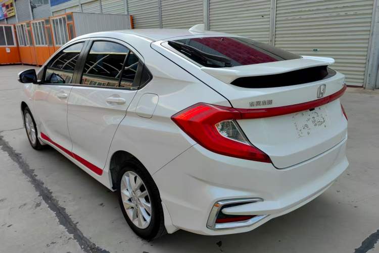 Used Honda Gienia 2017 1.5L CVT Classic Edition Exterior 3