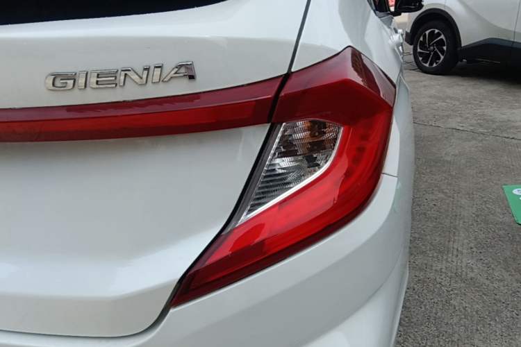 Used Honda Gienia 2017 1.5L CVT Classic Edition Exterior 3