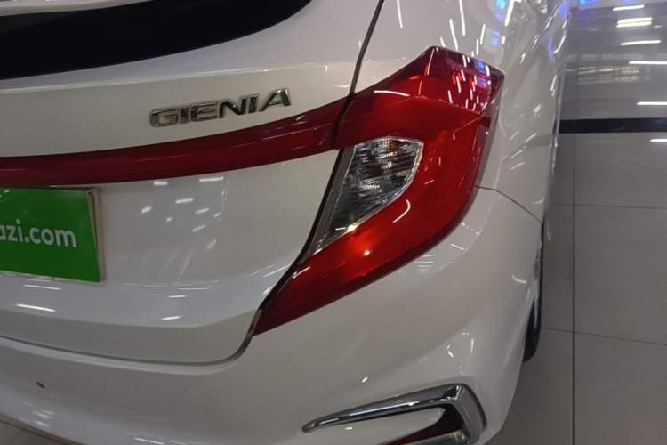 Used Honda Gienia 2017 1.5L CVT Classic Edition Exterior 3