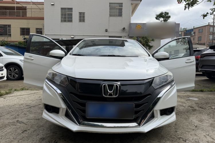 Used Honda Gienia 2017 1.5L CVT Classic Edition Exterior 3