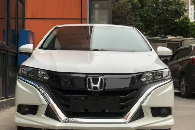 Used Honda Gienia 2017 1.5L CVT Comfort Version Exterior 4