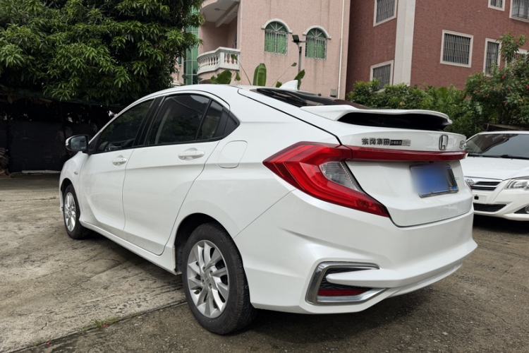 Used Honda Gienia 2017 1.5L CVT Classic Edition Exterior 4
