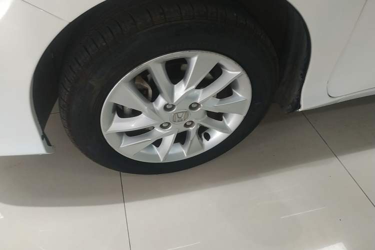 Used Honda Gienia 2017 1.5L CVT Classic Edition Exterior 4
