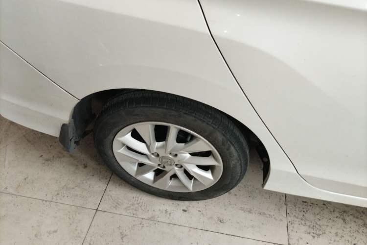 Used Honda Gienia 2017 1.5L CVT Classic Edition Exterior 5
