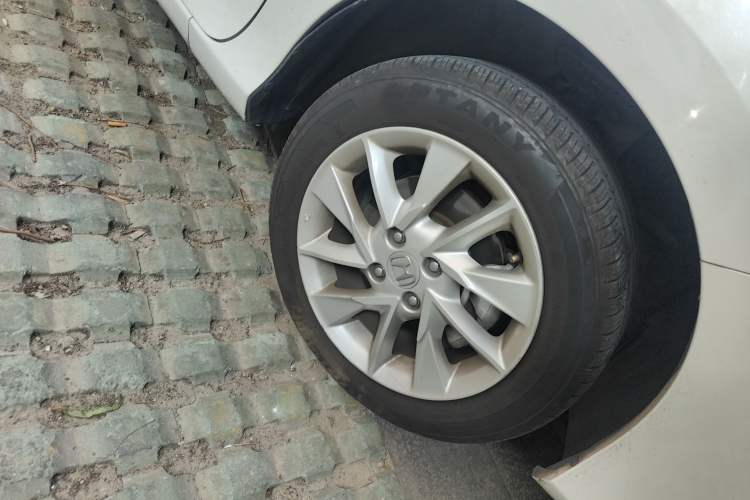 Used Honda Gienia 2017 1.5L CVT Classic Edition Exterior 7