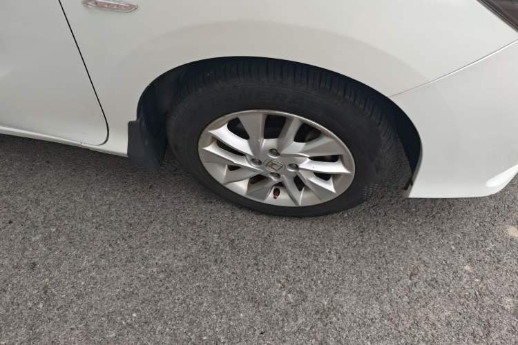 Used Honda Gienia 2017 1.5L Manual Classic Edition Exterior 7