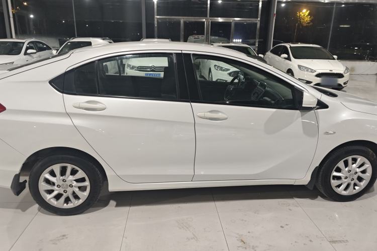 Used Honda Gienia 2017 1.5L CVT Classic Edition Exterior 7