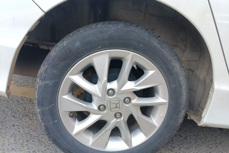 Used Honda Gienia 2017 1.5L CVT Classic Edition Exterior 8