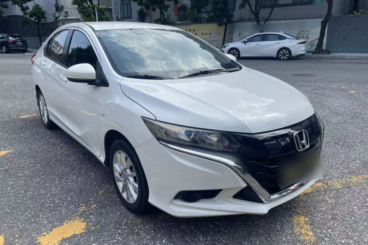Used Honda Gienia 2017 1.5L CVT Classic Edition Exterior 8