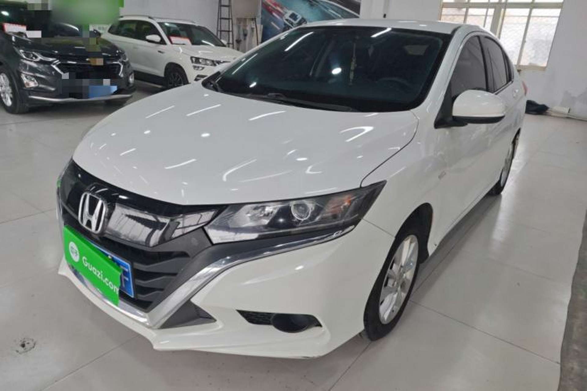 Used Honda Gienia 2017 1.5L CVT Classic Edition Front Left 45 Deg
