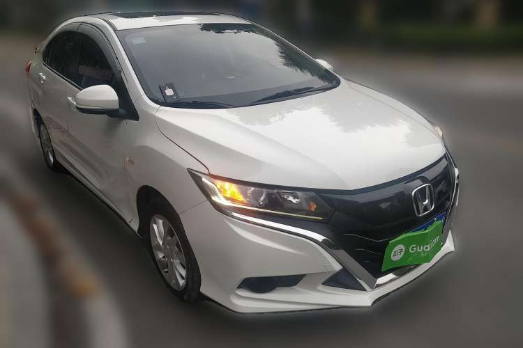 Used Honda Gienia 2017 1.5L CVT Comfort Version Front Right 45 Deg