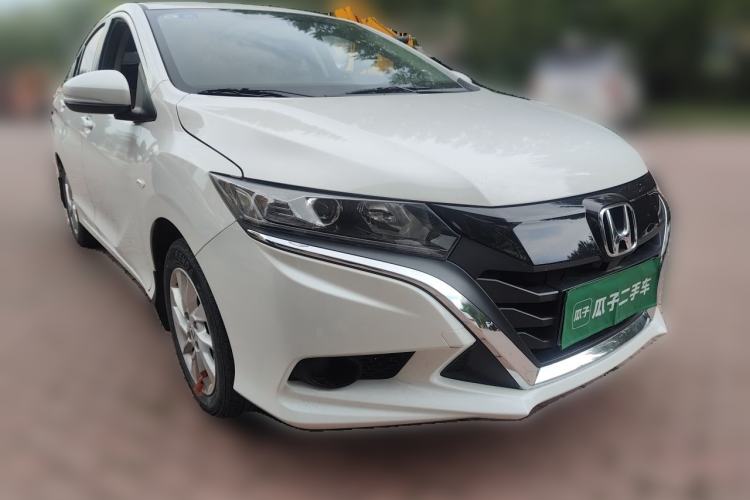 Used Honda Gienia 2017 1.5L CVT Classic Edition Front Right 45 Deg