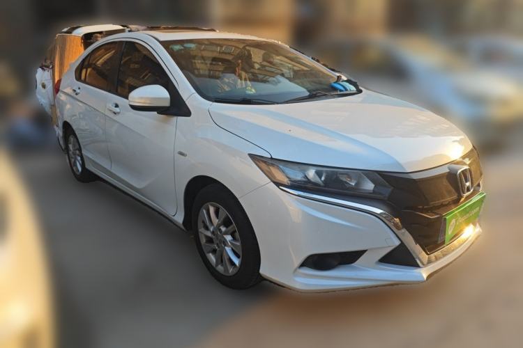 Used Honda Gienia 2017 1.5L CVT Comfort Version Front Right 45 Deg