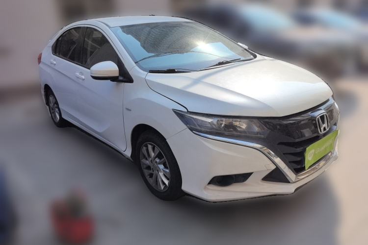 Used Honda Gienia 2017 1.5L CVT Classic Edition Front Right 45 Deg
