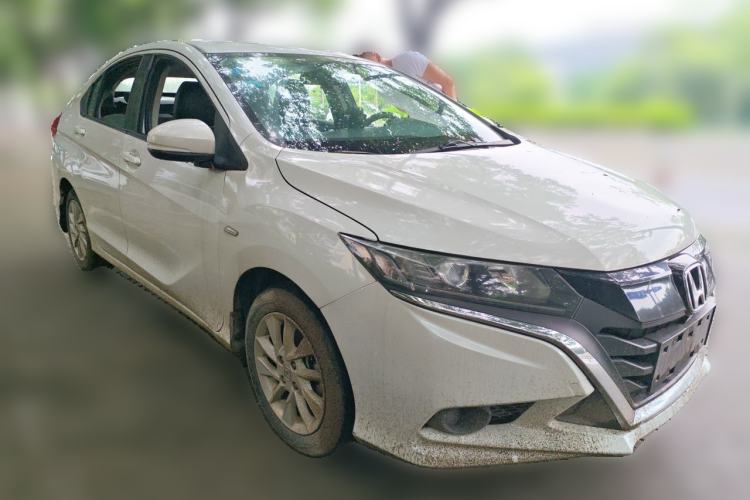 Used Honda Gienia 2017 1.5L CVT Classic Edition Front Right 45 Deg