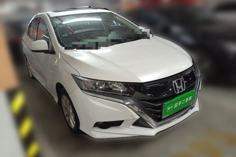 Used Honda Gienia 2017 1.5L CVT Comfort Version Front Right 45 Deg