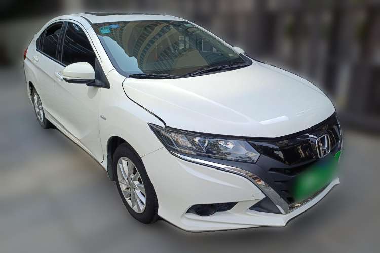 Used Honda Gienia 2017 1.5L CVT Comfort Version Front Right 45 Deg