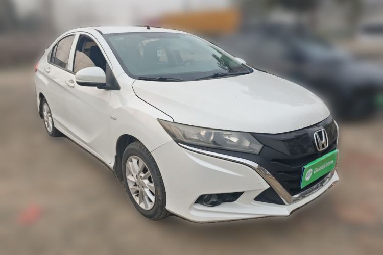 Used Honda Gienia 2017 1.5L Manual Classic Edition Front Right 45 Deg