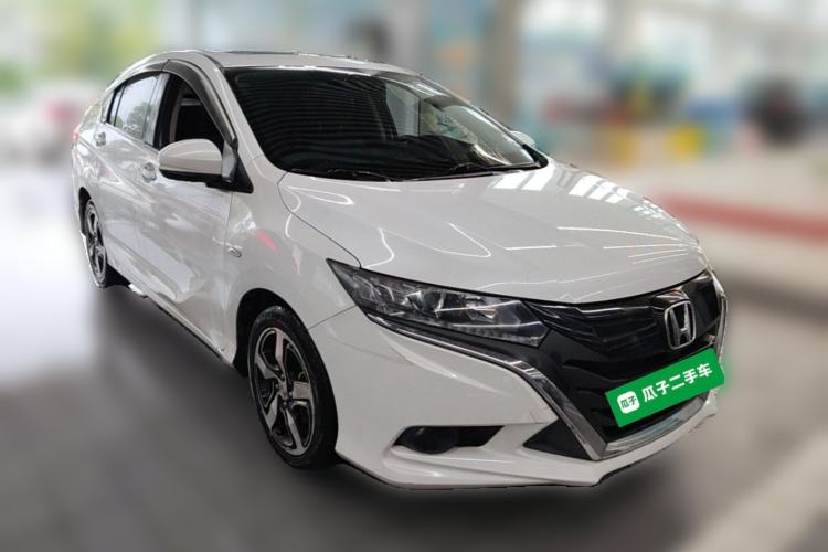 Used Honda Gienia 2017 1.5L CVT Fashion Edition Front Right 45 Deg