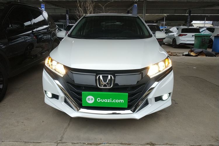 Used Honda Gienia 2017 1.5L CVT Luxury Edition Front