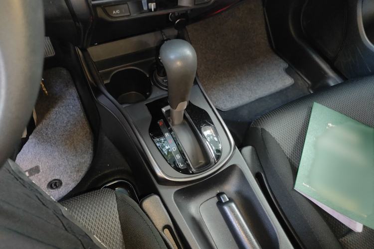 Used Honda Gienia 2017 1.5L CVT Classic Edition Gear Lever