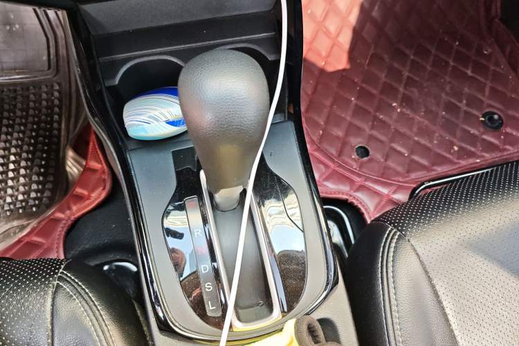 Used Honda Gienia 2017 1.5L CVT Comfort Version Gear Lever