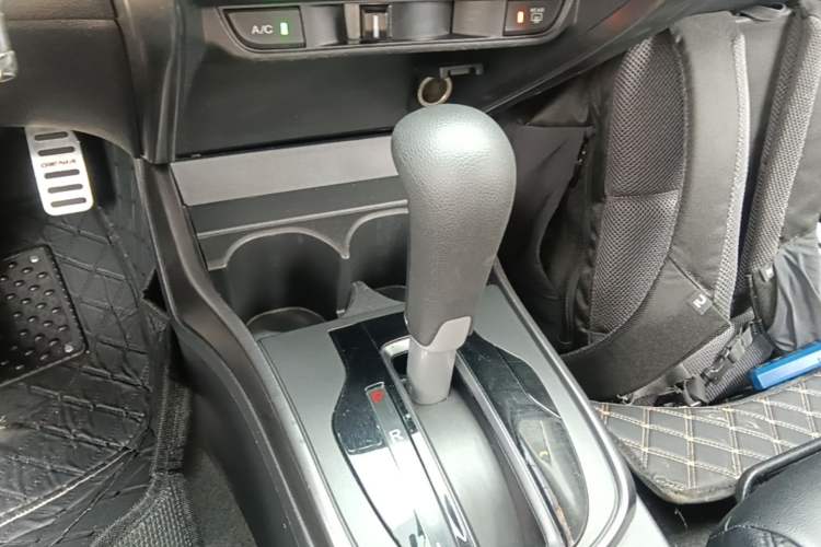 Used Honda Gienia 2017 1.5L CVT Classic Edition Gear Lever