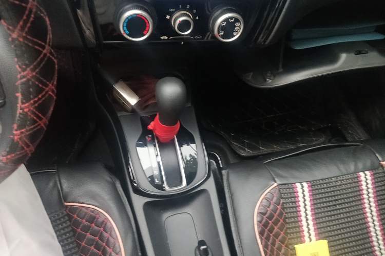 Used Honda Gienia 2017 1.5L CVT Comfort Version Gear Lever