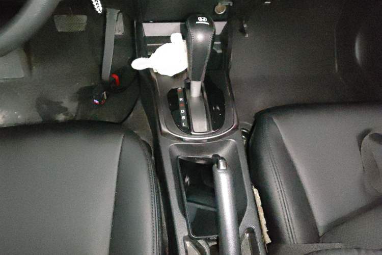 Used Honda Gienia 2017 1.5L CVT Classic Edition Gear Lever