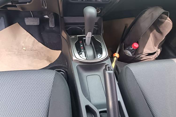 Used Honda Gienia 2017 1.5L CVT Classic Edition Gear Lever