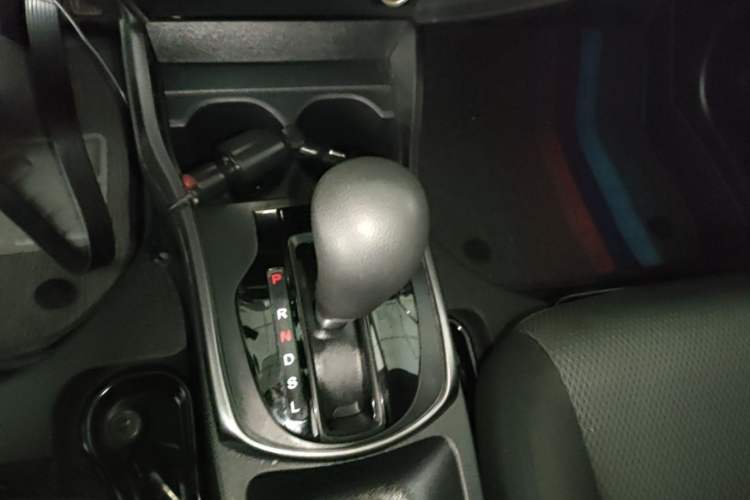 Used Honda Gienia 2017 1.5L CVT Classic Edition Gear Lever