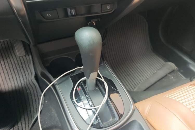Used Honda Gienia 2017 1.5L CVT Classic Edition Gear Lever