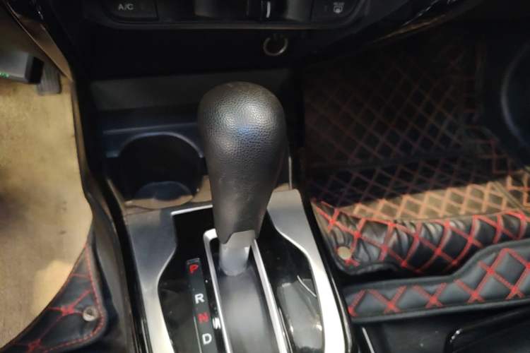 Used Honda Gienia 2017 1.5L CVT Comfort Version Gear Lever
