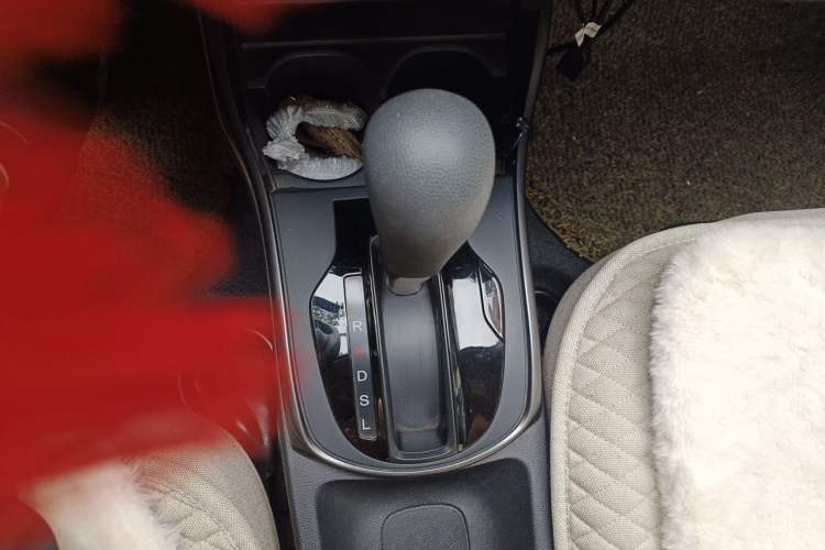 Used Honda Gienia 2017 1.5L CVT Classic Edition Gear Lever
