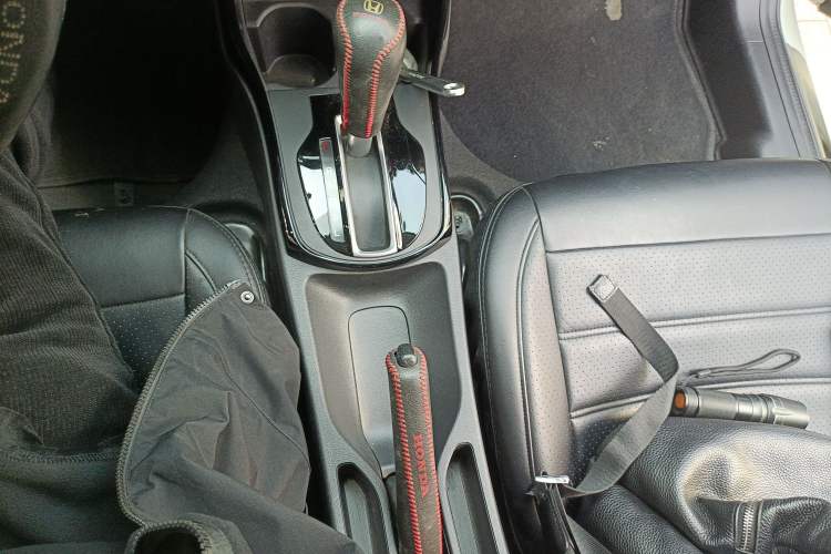 Used Honda Gienia 2017 1.5L CVT Comfort Version Gear Lever