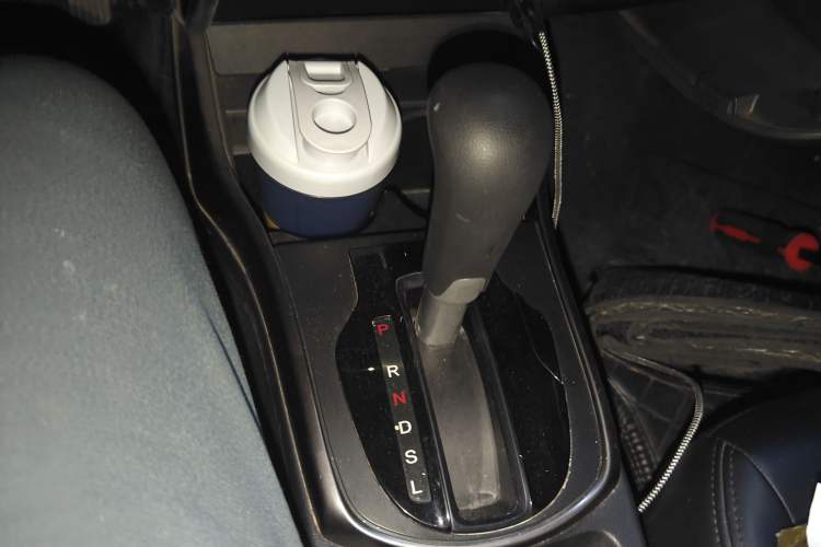 Used Honda Gienia 2017 1.5L CVT Classic Edition Gear Lever