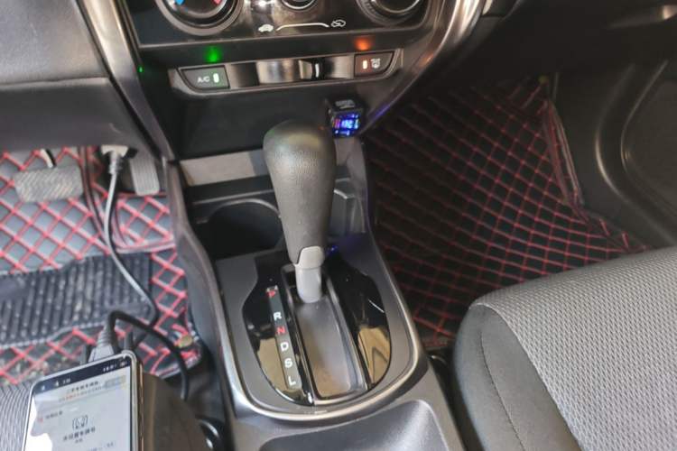 Used Honda Gienia 2017 1.5L CVT Classic Edition Gear Lever