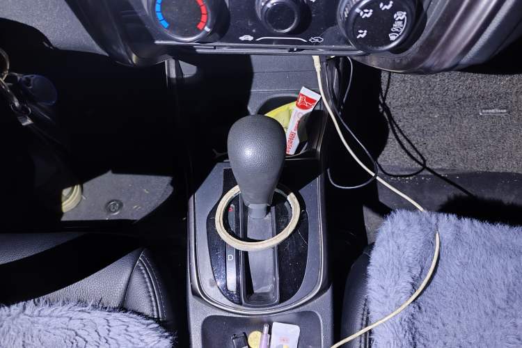 Used Honda Gienia 2017 1.5L CVT Classic Edition Gear Lever