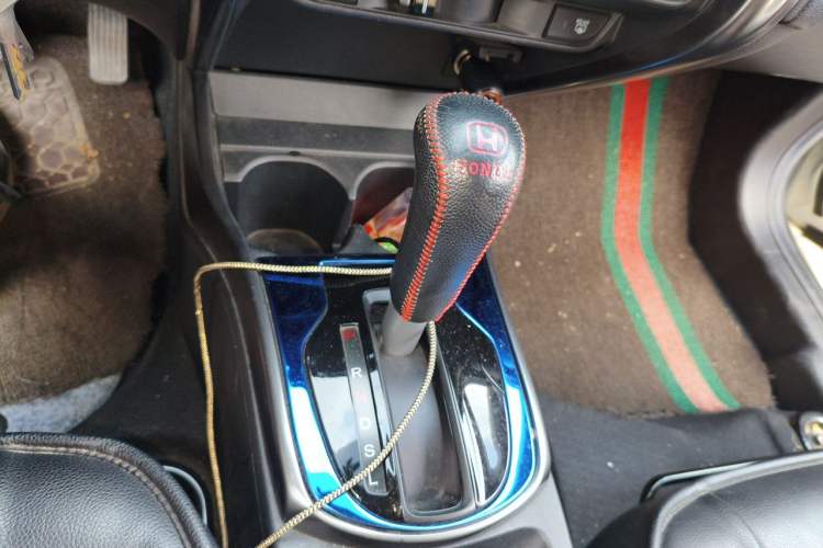 Used Honda Gienia 2017 1.5L CVT Classic Edition Gear Lever