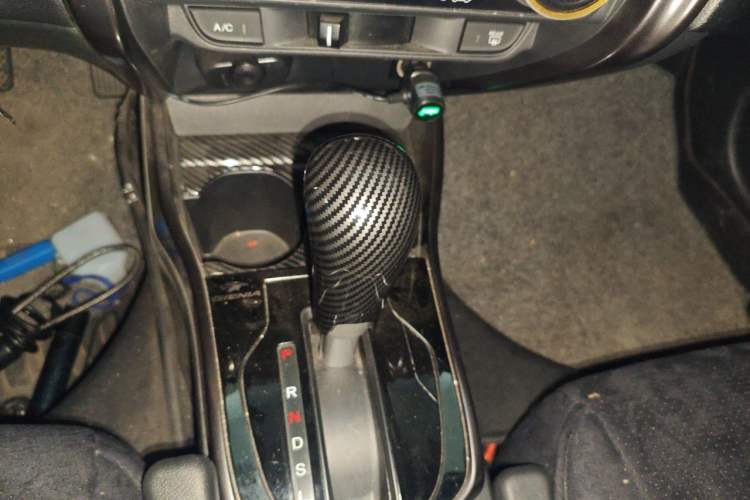 Used Honda Gienia 2017 1.5L CVT Classic Edition Gear Lever