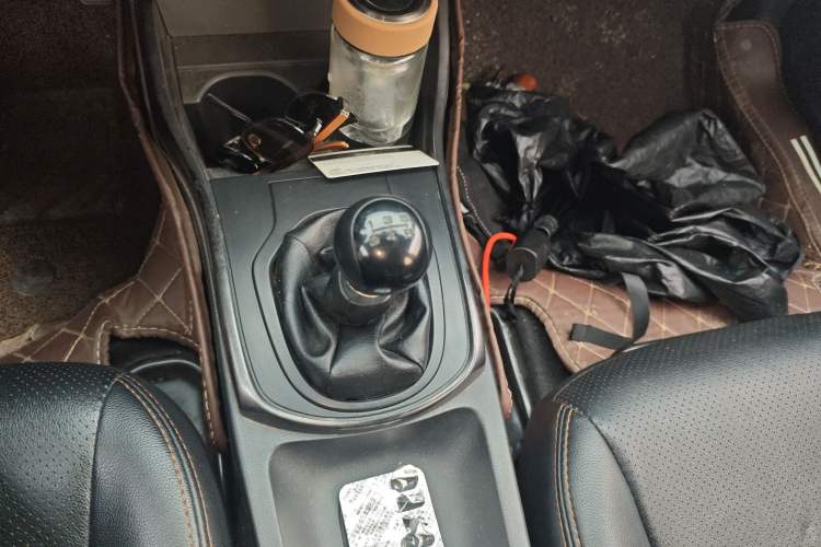 Used Honda Gienia 2017 1.5L Manual Classic Edition Gear Lever