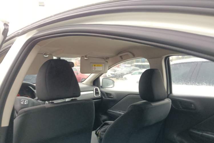Used Honda Gienia 2017 1.5L CVT Classic Edition Headliner