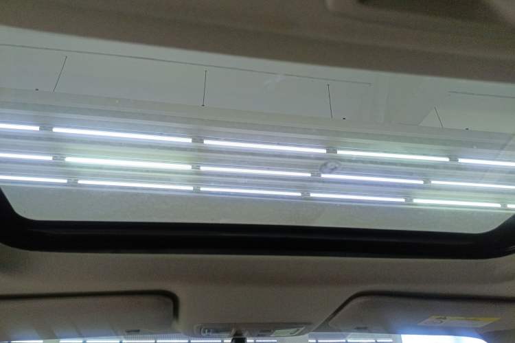Used Honda Gienia 2017 1.5L CVT Comfort Version Headliner