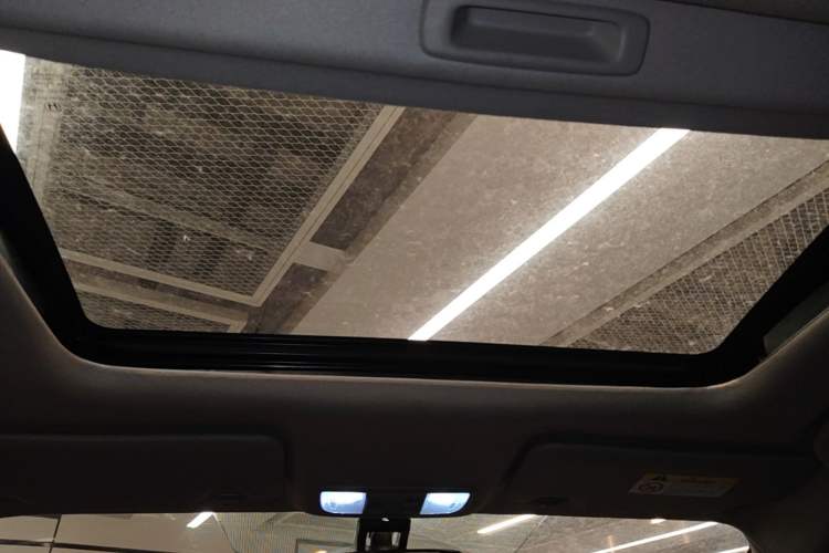 Used Honda Gienia 2017 1.5L CVT Comfort Version Headliner