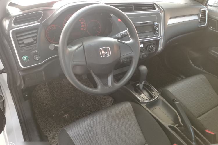 Used Honda Gienia 2017 1.5L CVT Classic Edition Interior 1