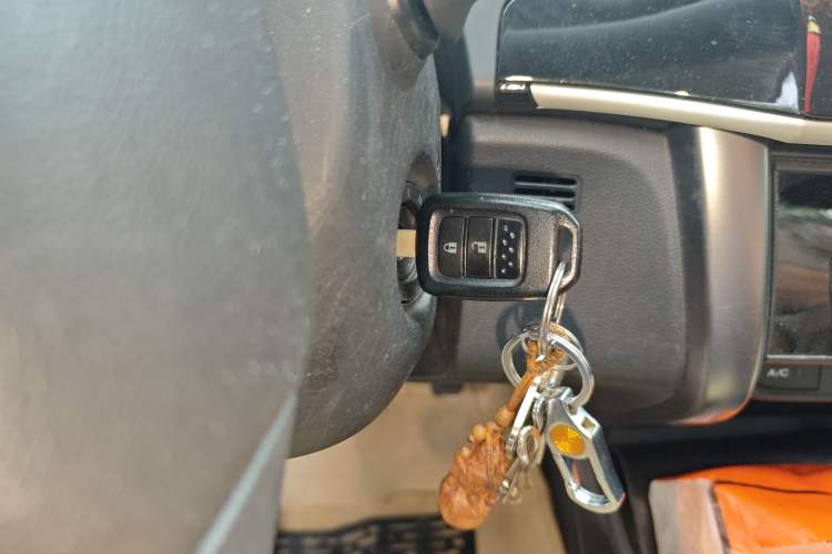 Used Honda Gienia 2017 1.5L Manual Classic Edition Interior 1