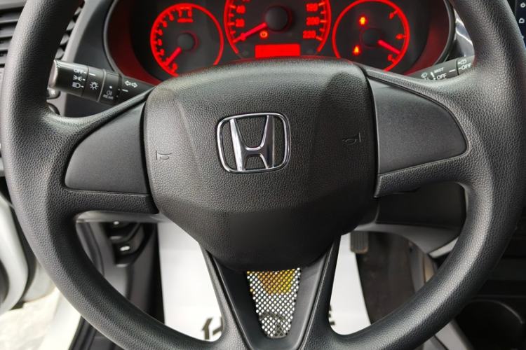 Used Honda Gienia 2017 1.5L CVT Classic Edition Interior 2