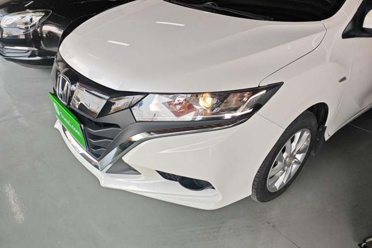 Used Honda Gienia 2017 1.5L CVT Classic Edition Left Front Headlight